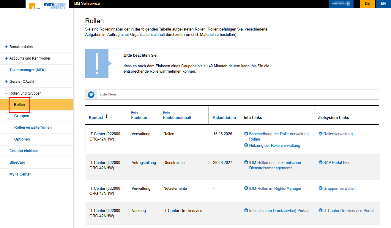 Ein Screenshot von der Seite mit Rollen im IdM Selfservice. Auf dem Screenshot ist eine Tabelle mit Rollen abgebildet. Die Tabelle enthält Informationen zu den Rollen, wie Kontext, Funktion, Funktionsinhalt, Ablaufdatum, Info-Links und Zielsystem-Links.