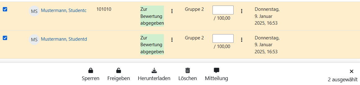 Screenshot: Einträge in der Liste ausgewählt mit Leiste darunter, die Massenaktionen anzeigt.